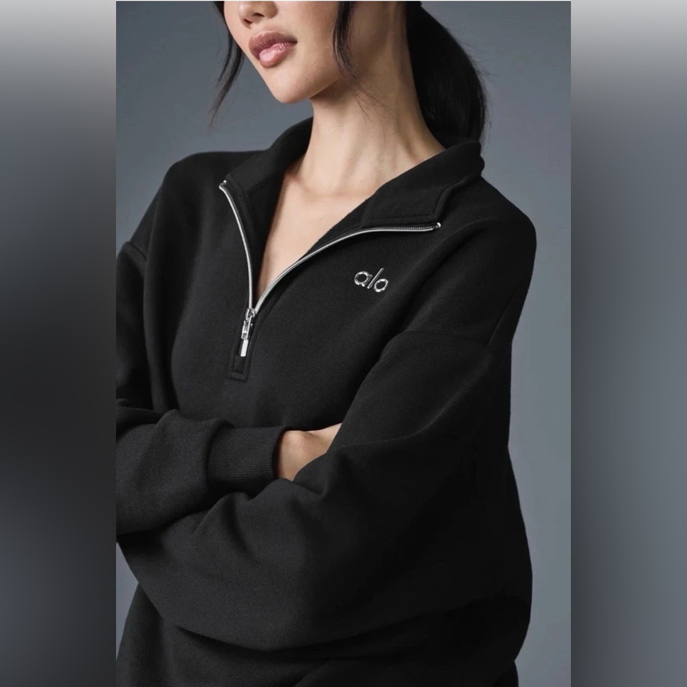 ALO Yoga Black 1/4 Zip-Up Sweatshirt